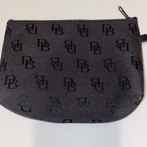 Dooney & Bourke